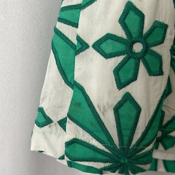 Skies Are Blue NWT Green/White Floral Short Sleeve Crop Top Shirt **Sz XS**🌸🌸 - Picture 4 of 6